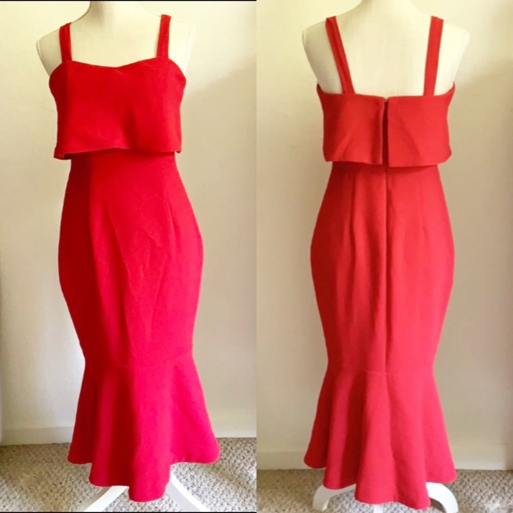 XSCAPE Curve Hugging Red Hot Chili Dress